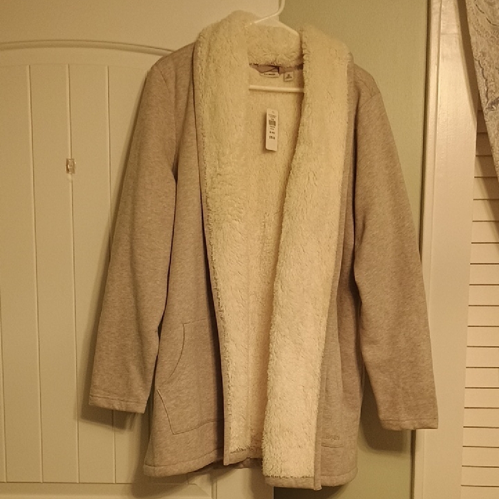 NWT L.L. Bean XL Woman's Cozy Beige Open Front Cardigan with Sherpa Lining 😍